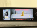 安全機能のバックモニター&全周囲モニターも装備です。