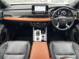 アウトランダー PHEV 2.4 P 4WD 
