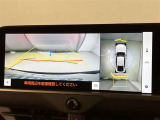 いまや必須装備「ナビゲーション」搭載!知らない場所にスイスイッとドライブ。もう、これなしではハンドルを握れませんね!でも運転中の操作は危険ですのでご注意ですね☆