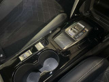 シフトレバーも操作性良く出来ています。運転縞柄ドライブモードを切り替え可能です。