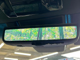 【デジタルインナーミラー】後席の大きな荷物や同乗者で後方が確認しづらい時でも安心!カメラが撮影した車両後方の映像をルームミラー内に表示。クリアな視界で状況の確認が可能です!