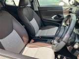 運転席はご覧の通り。