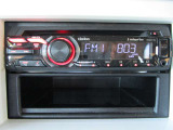 クラリオンCDデッキ装備です!CD、USB、AUX、AMFMラジオデッキが使用できます!