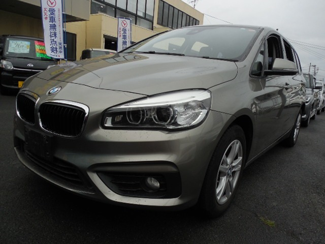 2シリーズグランツアラー218d3列シート7人乗りアダプティブクルコンヘッ