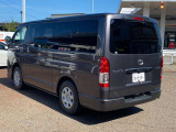 展示車両の中にはアフター保証対象車両を数多く取り揃えており、一年間から三年間(別途)まで走行距離無制限の保証を全国どこのディーラーでも保証を受けられます。