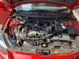「SKYACTIV-G(ガソリン)」は、規格外の高圧縮を実現し、世界のエンジン技術者に驚きを与えました。さらに、それを維持したままノッキングの発生を抑え、熱効率を向上、走りにも寄与したエンジンです。