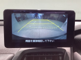 バックモニター☆バックガイドモニター機能付です。バックする際後方の様子をカーナビのモニター上に表示してくれます。運転席にいながら後方が確認できるのでバック駐車がスムーズに行なえます。