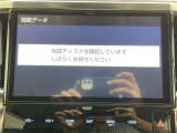 【純正10型ナビ】専用設計で車内の雰囲気にマッチ!ナビ利用時のマップ表示は見やすく、いつものドライブがグッと楽しくなります!