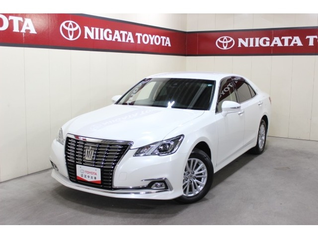 クラウン 2.5 ロイヤルサルーン i-Four 4WD 