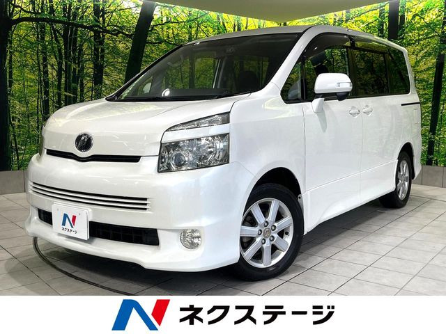 ヴォクシー 2.0 ZS 