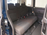 ゆとりある広々とした車内空間は、ドライブを始め買い物やレジャーなど、幅広く活躍します。一人でもみんなとでもお出かけを楽しみましょう!