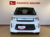 長野ダイハツ販売は車両に詳しくない方でも気軽に立ち寄れるお店作りを目指しています。高年式・低走行のお車がいっぱいです!是非一度遊びに来てください♪