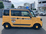 パワースライドドア機能付きです。どなたにも便利な機能です。