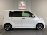 購入後も自社指定整備工場完備でお客様の愛車をしっかりサポート致します!御納車時には安全かつ安心してお乗り頂けるようホンダ専門知識を持つ整備スタッフが点検・整備・装備も説明をしてお渡ししております。