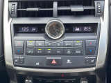 【 オートエアコン 】車内温度を感知して自動で温度調整をしてくれるのでいつでも快適な車内空間を創り上げます!//