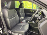 運転席シート廻りは使用感も少なく、良好な状態となっています。前オーナー様が丁寧に使っていたことがよくわかりますね。