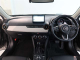 見通しのよいすっきりとした視界で、誰でも運転しやすいです。運転のしやすさは疲れにくさにも繋がりますよ♪