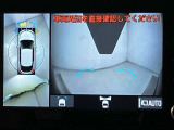 いまや必須装備「ナビゲーション」搭載!知らない場所にスイスイッとドライブ。もう、これなしではハンドルを握れませんね!でも運転中の操作は危険ですのでご注意ですね☆