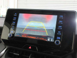 バックモニターで、駐車時に見えにくい後方をしっかり確認できます。