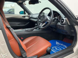 スポーティでドライバー中心に造りこんだコクピット。車を意のままに操る人馬一体のドライビングを体感してください。