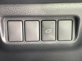 【パワーバックドア】スマートキーや運転席のボタンを押すだけでリアゲートが自動で開閉します!荷物を持っている時や、高い位置にあるバックドアを閉める際に便利な機能です♪