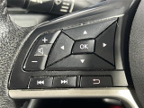 【ステアリングスイッチ】手元のボタンから、オーディオやナビなどの操作ができるので、よそ見をせずに安全に運転に集中できます!