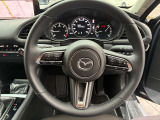 手になじむフィット感で運転も快適