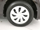 【ホイルキャップ】純正ホイール装着車です。キャップですので万が一キズをつけても簡単に交換可能です。