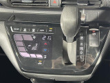 【オートエアコン】車内温度を感知して自動で温度調整をしてくれるのでいつでも快適な車内空間を創り上げます!