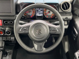 【純正革巻きステアリング】上質な革を使用することで、手にしっかり馴染みとても運転しやすいハンドルです♪