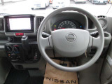 期間中、走行距離制限の無い日産ワイド保証が付帯されます。納車後は全国の日産ディーラーで保証修理を受けて頂く事が可能ですので安心です。有料とはなりますが保証延長も可能です。