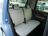 HONDA独自のセンタータンクレイアウトで実現した低床フロアにより、広大な室内空間と多彩なシートアレンジで他の追随を許さない、高いユーティリティーを発揮します
