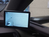 安全への新たなビジョンを体現したデジタルアウターミラー。特には車線変更時や駐車時等で実感して頂けます。