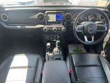 ラングラー アンリミテッド サハラ 4WD 3.6L 4WD