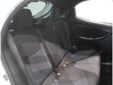 ゆとりある広々とした車内空間は、ドライブを始め買い物やレジャーなど、幅広く活躍します。一人でもみんなとでもお出かけを楽しみましょう!