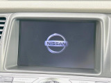 【メーカー純正ナビ】インテリアに溶け込むスタイリッシュな「専用設計」メーカーナビを装備♪視認性や操作性など基本性能にも優れ、より上質なカーライフをお楽しみいただけます。
