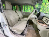 運転席シート廻りは使用感も少なく、良好な状態となっています。丁寧に使われていたことがよくわかりますね。