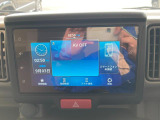 バックカメラ付きディスプレイオーディオ装着車です。AM・FMラジオ、スマートフォン連携機能、Bluetooth機能付き。