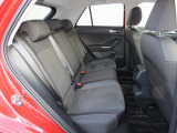 ISOFIX(イソフィックス)基準適合チャイルドシート固定装置!!安心楽々で対応チャイルドシートが取付できます。