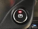 電子制御式パーキングブレーキを採用したことによりシフト廻りがシンプルになりました