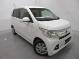 自動車保険もお任せくださいHonda自動車保険安心プランと長期プランでより一層安心をプラスしてご案内します。