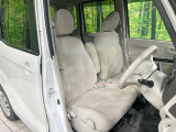 運転席シート廻りは使用感も少なく、良好な状態となっています。丁寧に使われていたことがよくわかりますね。