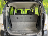 普段のお買い物や通勤、送迎等に十分な荷室スペースを確保しております。セカンドシートを倒すと、大きな荷物の積載も可能です♪