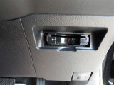 ETC車載器付きです。高速道路の料金所もスムーズに通過できます。