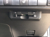 【ETC車載器】もはや必須アイテムのETCを搭載!高速道路のご利用時にとても便利!わずらわしい料金所での現金支払いが不要となりスムーズに通過できます♪