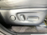 【パワーシート】スイッチ一つで簡単にシートの微調整が可能!電動だから力もいりません!快適なシートポジションにセットして、快適なドライブをお楽しみください。