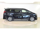 『トヨタ認定中古車』3つの安心を1台にセット!1.徹底した洗浄 2.車両検査証明書つき 3.ロングラン保証つき 全てをクリアした【安心】の証!詳しくスタッフまでお気軽にお問い合わせ下さい。