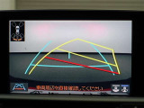バックガイドモニター付きで駐車も楽々です