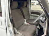 商談ルームにはキッズルームも完備しています☆お子様連れでもゆっくりとお車をお選びいただけます!