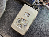 気になる車はすぐにお問い合わせください!画面右側の0066から始まる無料ダイヤルからお問い合わせ下さい!専門スタッフがお車のご質問にお答えいたします!